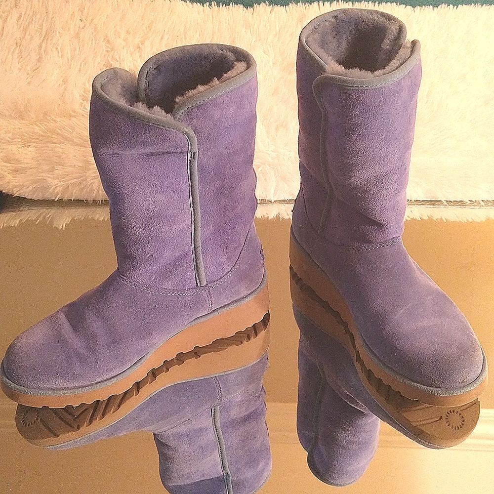 Baby Blue UGG Mid Calf Soft Suede and Wool Lined Boots.